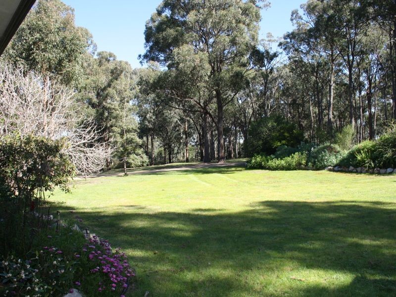 66 Watts  Road, Nicholson VIC 3882