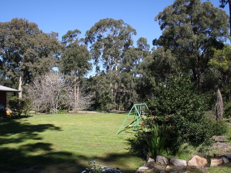 66 Watts  Road, Nicholson VIC 3882