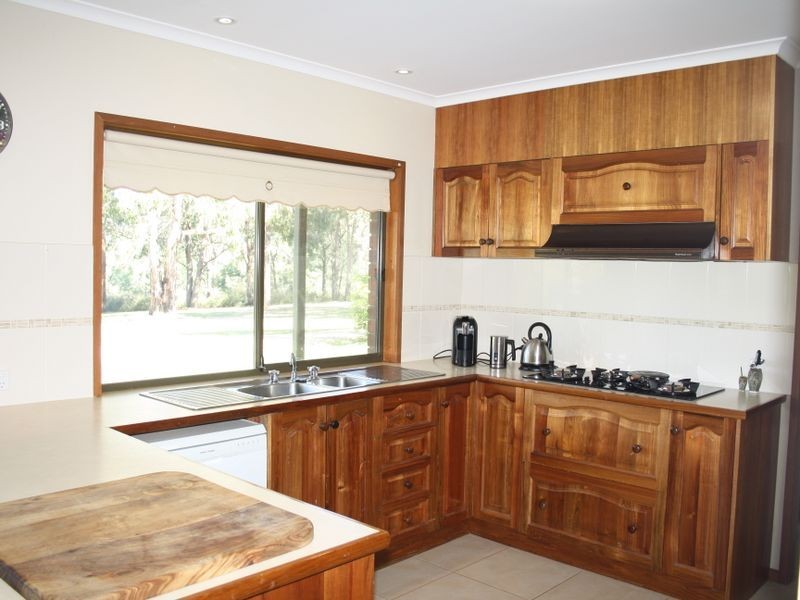 66 Watts  Road, Nicholson VIC 3882
