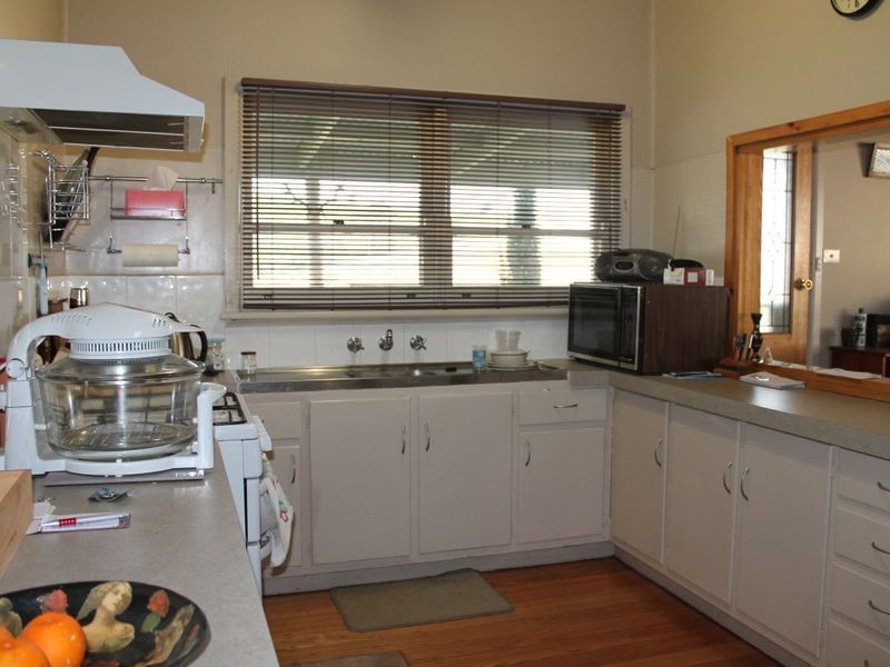 6874 Great Alpine Road, Swifts Creek VIC 3896