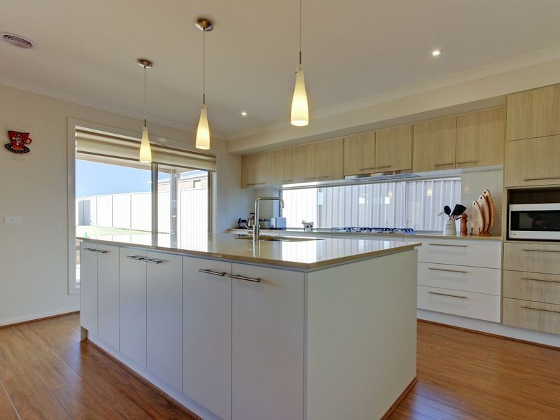 26 Lorimer Drive (Eastwood), Bairnsdale VIC 3875
