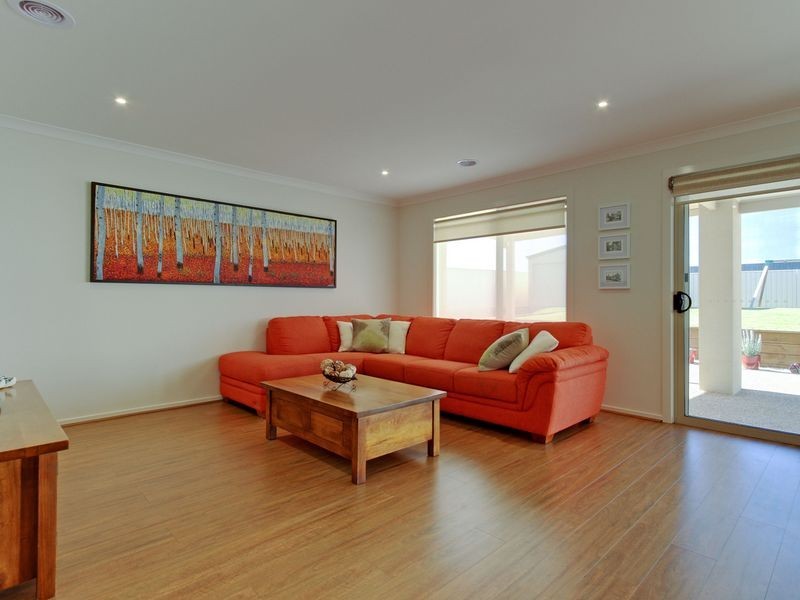 26 Lorimer Drive (Eastwood), Bairnsdale VIC 3875