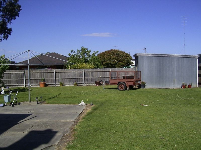 53 Calvert Street, Bairnsdale VIC 3875