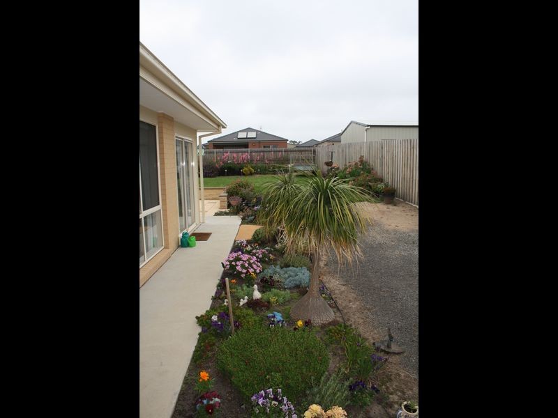 22 McCallum Drive, Bairnsdale VIC 3875
