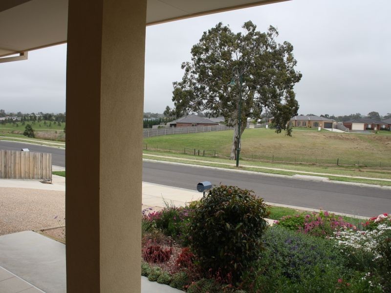 22 McCallum Drive, Bairnsdale VIC 3875
