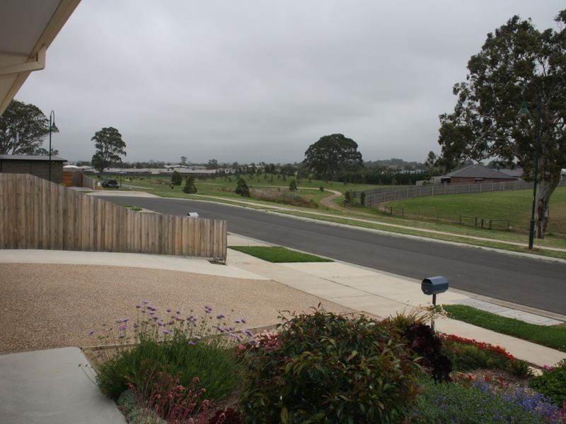 22 McCallum Drive, Bairnsdale VIC 3875
