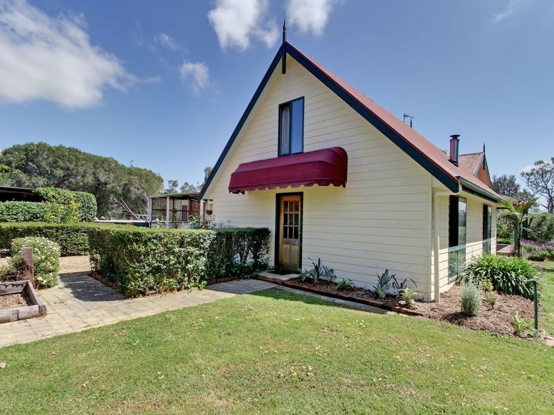 20 Redcourt Lane, Bairnsdale VIC 3875