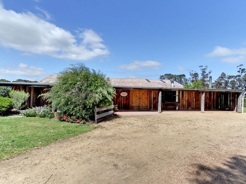 20 Redcourt Lane, Bairnsdale VIC 3875