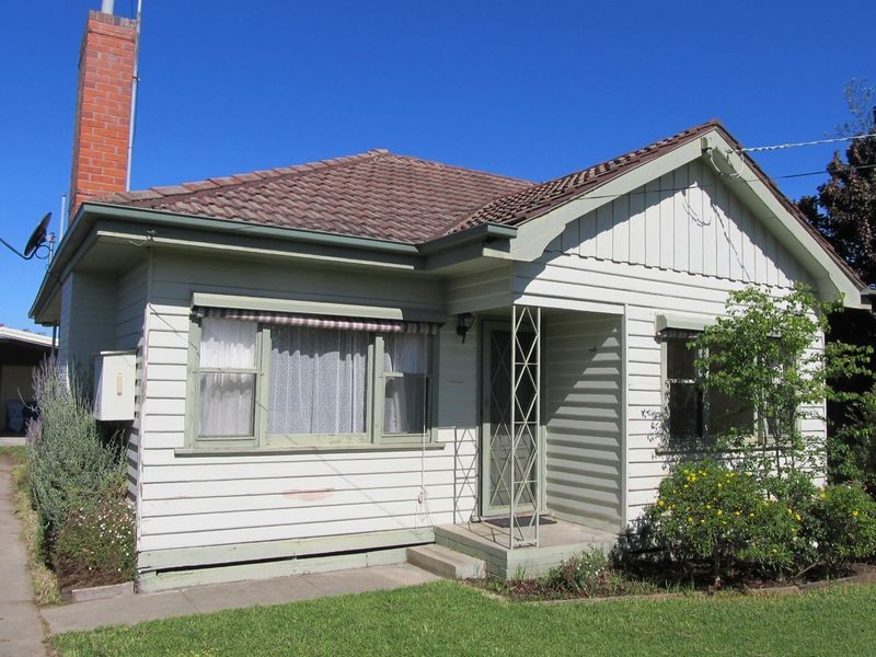 3 Churchill Street, Bairnsdale VIC 3875