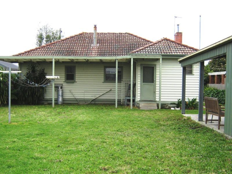 3 Churchill Street, Bairnsdale VIC 3875