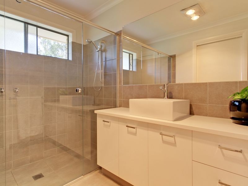 17 School Rd, Bairnsdale VIC 3875