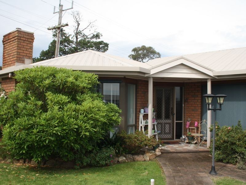 37 Calvert Street, Bairnsdale VIC 3875