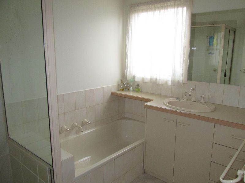 12/93 Moroney Street, Bairnsdale VIC 3875