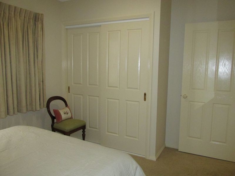 2 Clifton Close, Wy Yung VIC 3875