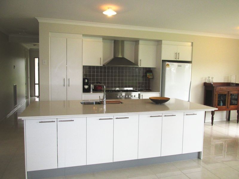 24 McCallum Drive, Bairnsdale VIC 3875