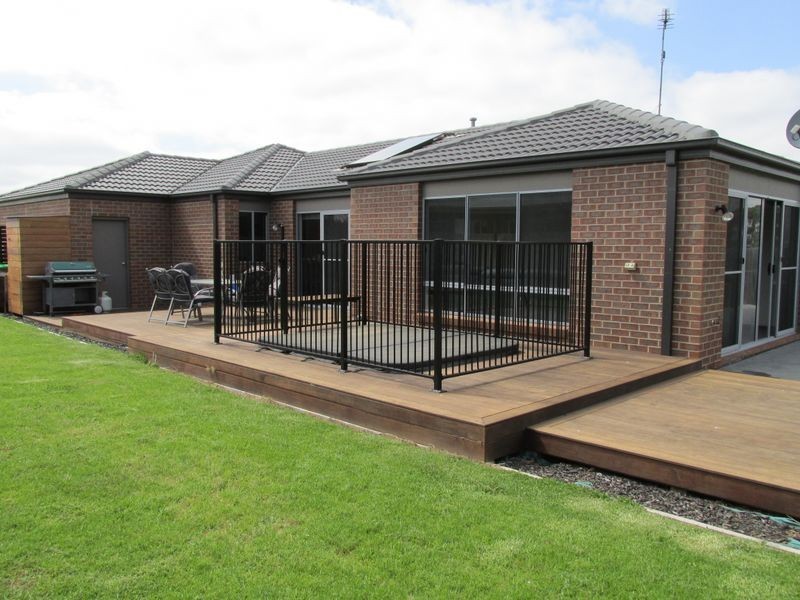 26 Eastern View Drive, Bairnsdale VIC 3875