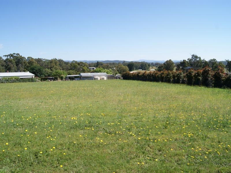 3 Maclure Drive, Wy Yung VIC 3875