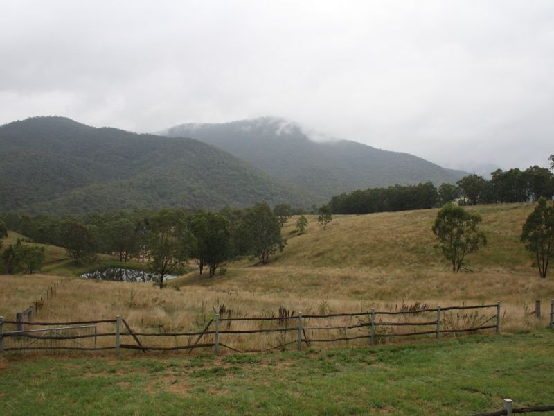 183 Shortcut Road, Dargo VIC 3862