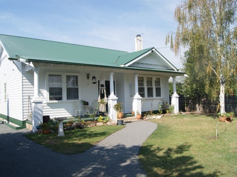 75 Pearson Street, Bairnsdale VIC 3875