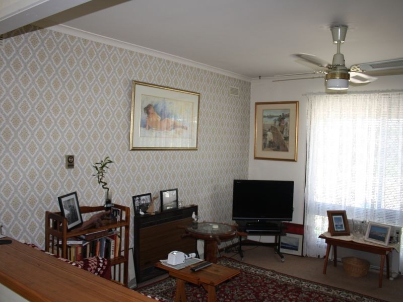 11/51 Anderson Street, Bairnsdale VIC 3875