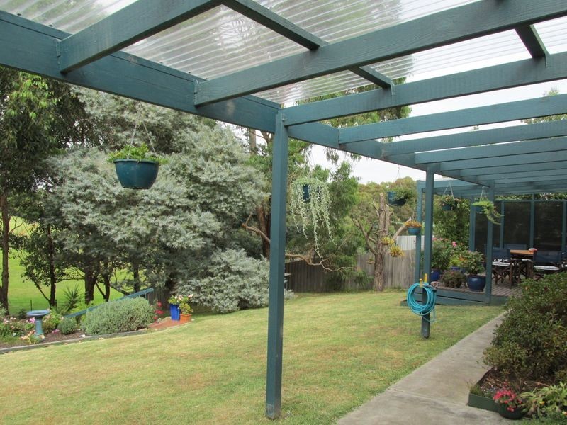 21 Harnham Drive, Bairnsdale VIC 3875