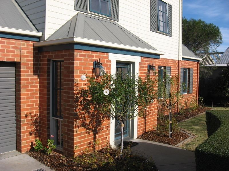 21 Harnham Drive, Bairnsdale VIC 3875