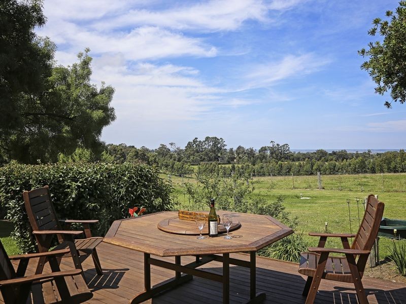 575A Great Alpine Road, Sarsfield VIC 3875