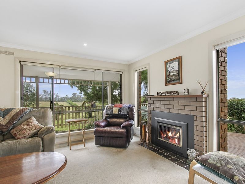575A Great Alpine Road, Sarsfield VIC 3875