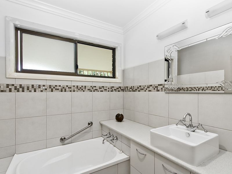 575A Great Alpine Road, Sarsfield VIC 3875