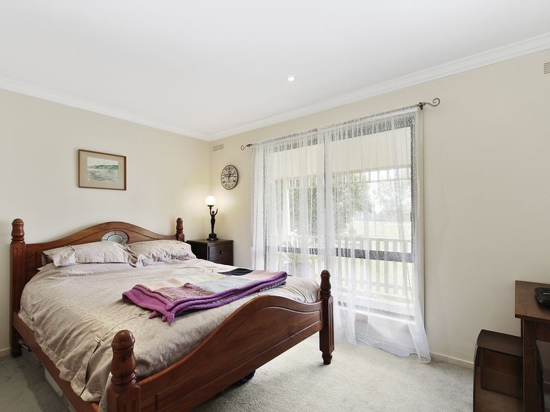 575A Great Alpine Road, Sarsfield VIC 3875