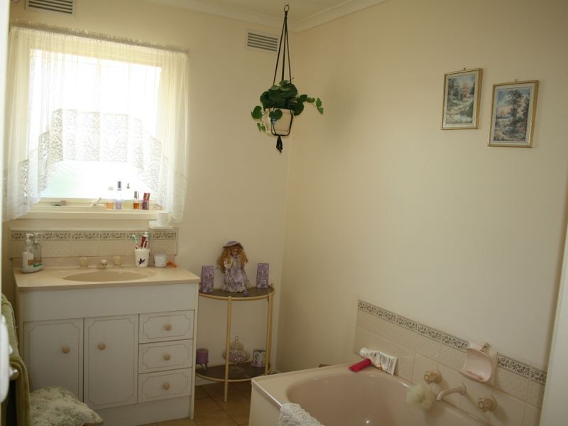 7 Beckly Court, Bairnsdale VIC 3875