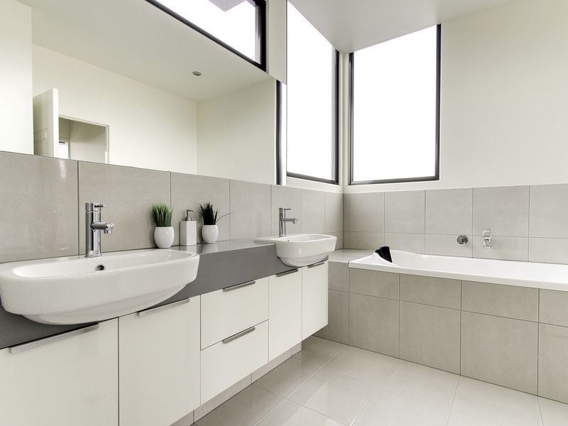 2/50-52 Riverine Street, Bairnsdale VIC 3875