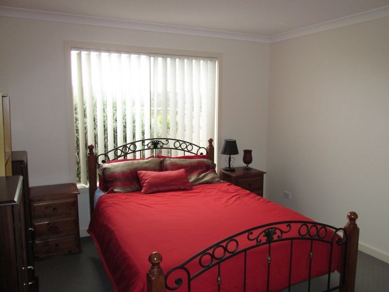 35 Kingsley Drive, Wy Yung VIC 3875