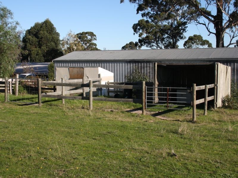 97 Waddells Road, Nicholson VIC 3882