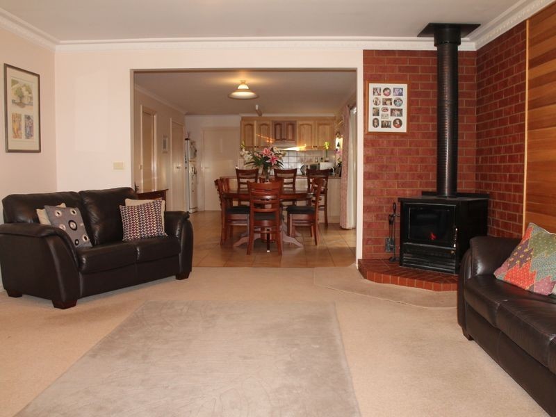 16 Alvin Court, Bairnsdale VIC 3875