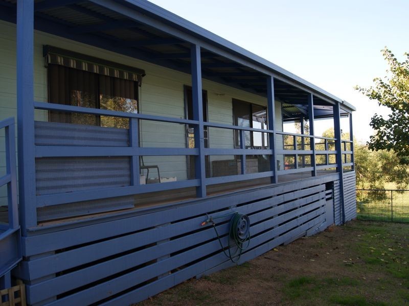 6 Lambournes Road, Bruthen VIC 3885