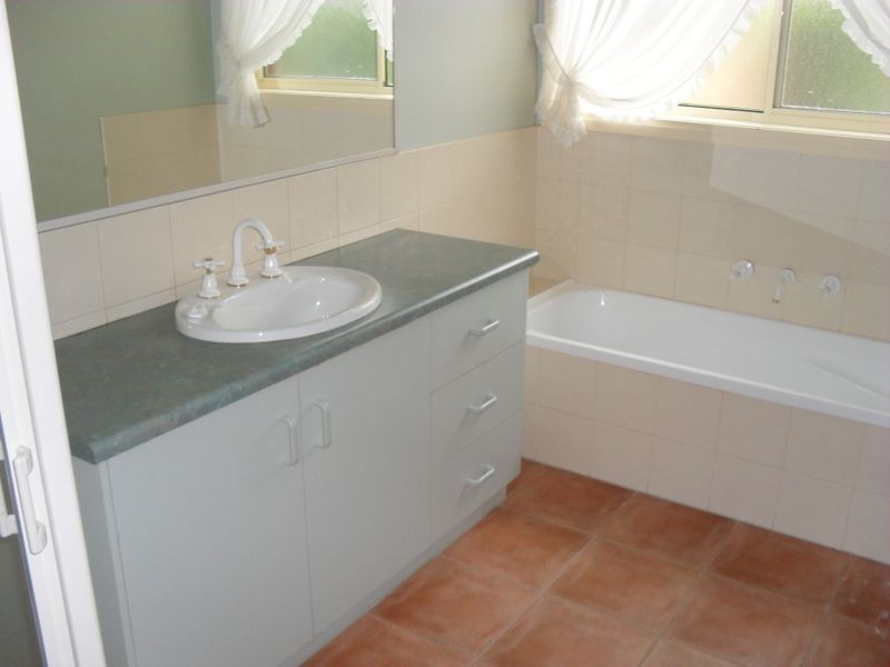 1/24 Greene Street, Bairnsdale VIC 3875