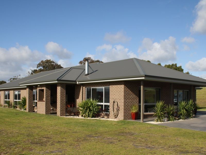 140 Fischers Lane, Bairnsdale VIC 3875