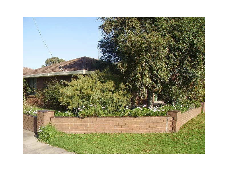 18 Mary Street, Bairnsdale VIC 3875