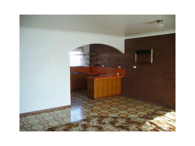 18 Mary Street, Bairnsdale VIC 3875