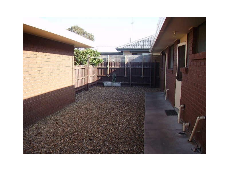 18 Mary Street, Bairnsdale VIC 3875