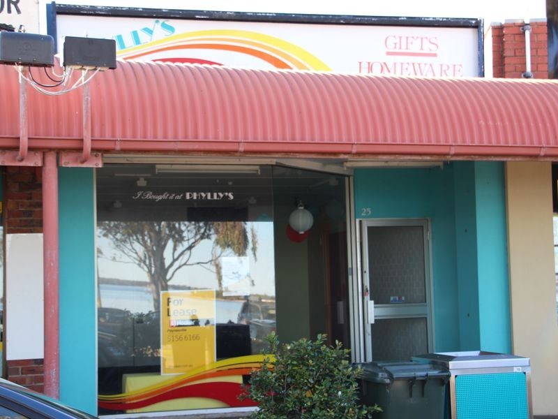 25 The Esplanade, Paynesville VIC 3880