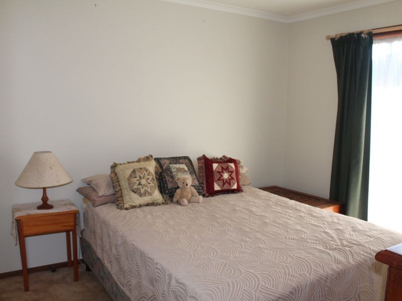 10 Morekana Crescent, Bairnsdale VIC 3875