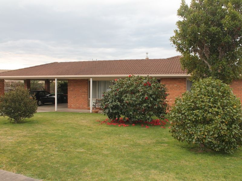 10 Morekana Crescent, Bairnsdale VIC 3875