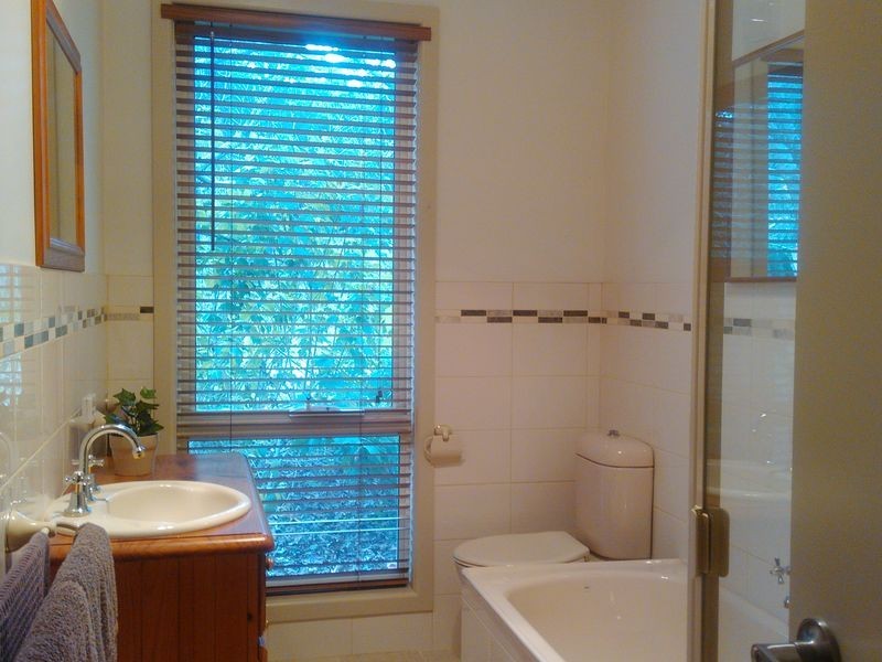 8 Tarbucks Road, Cabbage Tree Creek VIC 3889