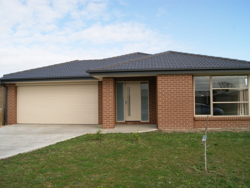14 Schrader Court, Eastwood VIC 3875