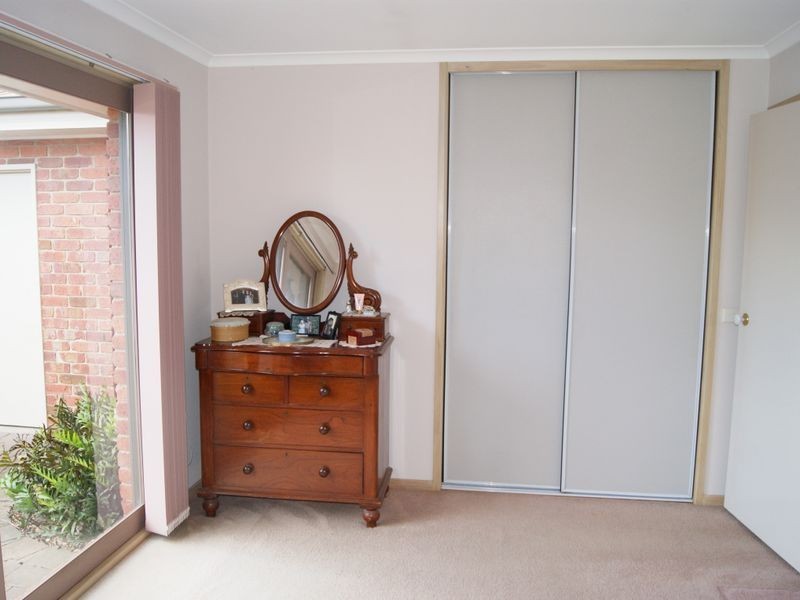 64 Balmoral Crescent, Bairnsdale VIC 3875