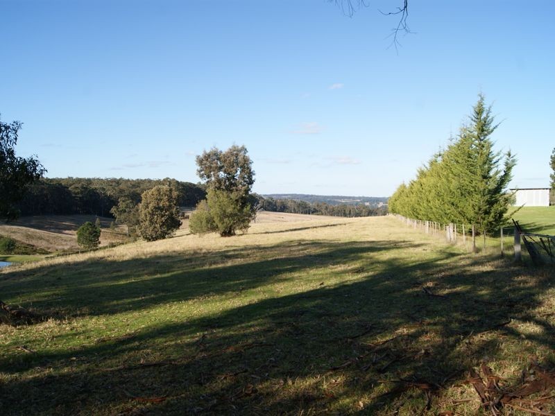 10 Holes Road, Mount Taylor VIC 3875