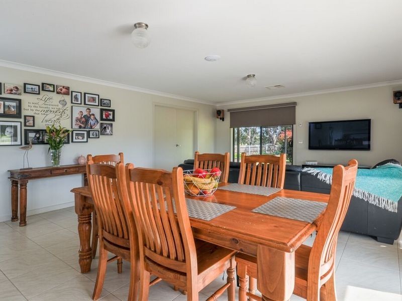 24 Bumberrah Road, Johnsonville VIC 3902