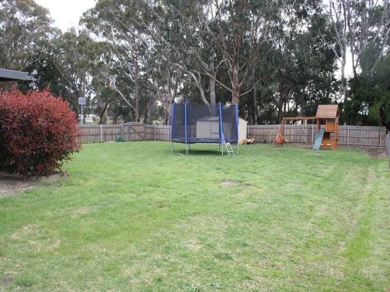 24 Bumberrah Road, Johnsonville VIC 3902
